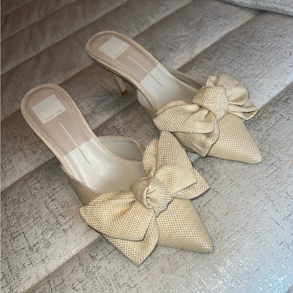 Heels - Picture 3 of 4